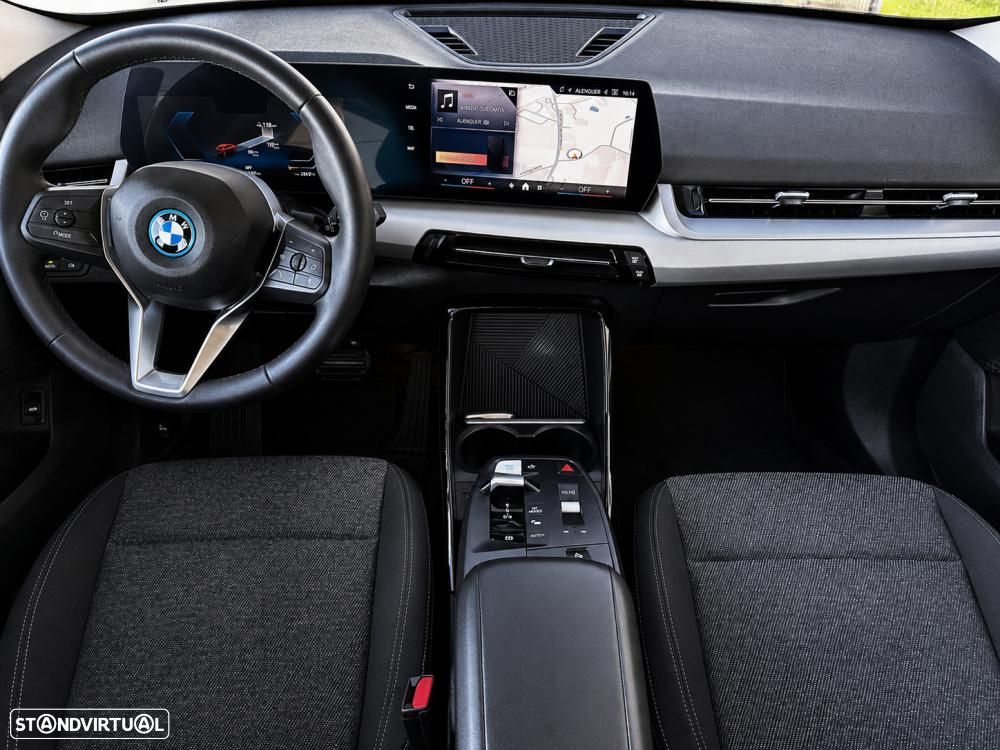 BMW iX2 eDrive20 - 4