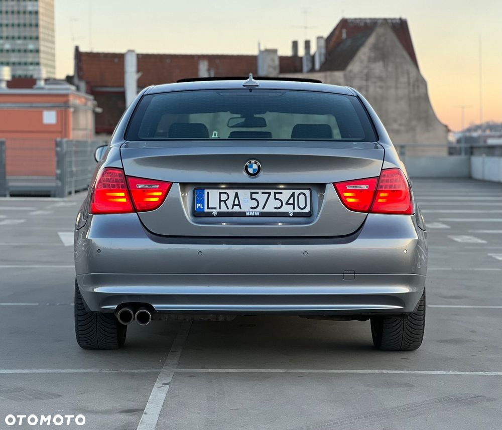 BMW Seria 3 330d xDrive DPF - 5