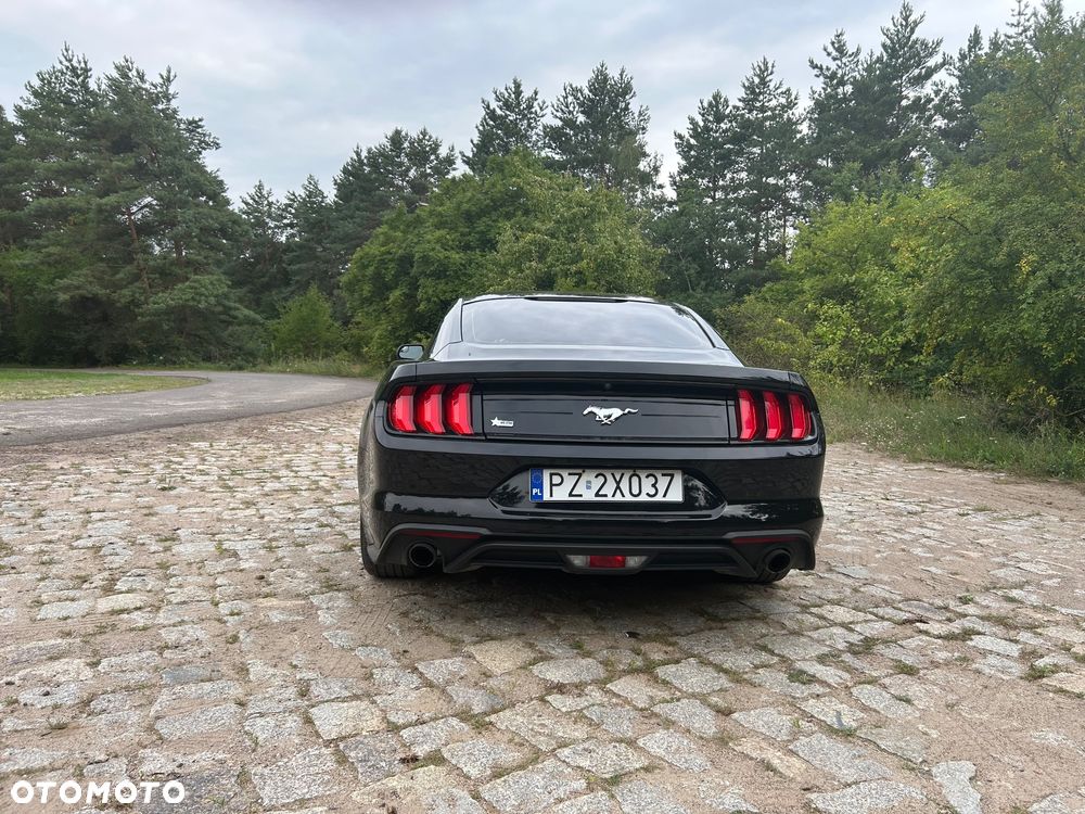 Ford Mustang 2.3 Eco Boost - 6
