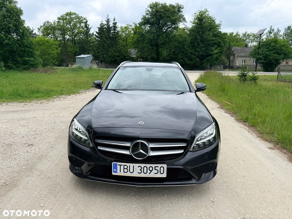 Mercedes-Benz Klasa C 220 d 4Matic 9G-TRONIC Avantgarde - 31