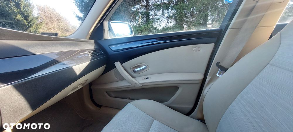 BMW Seria 5 - 28
