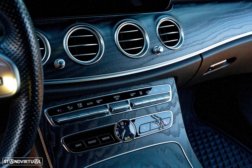 Mercedes-Benz E 300 de AMG Line - 7