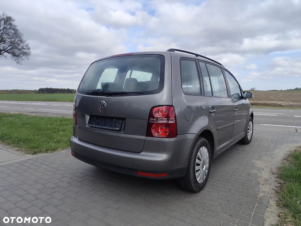 Volkswagen Touran 1.9 TDI Highline - 29