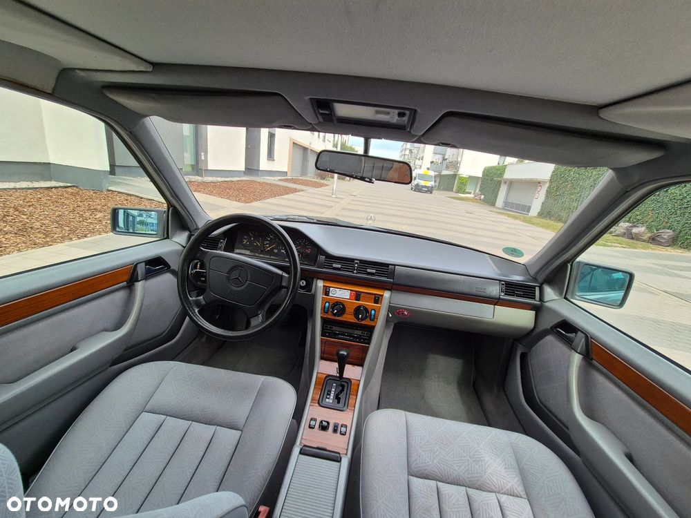 Mercedes-Benz W124 (1984-1993) - 10