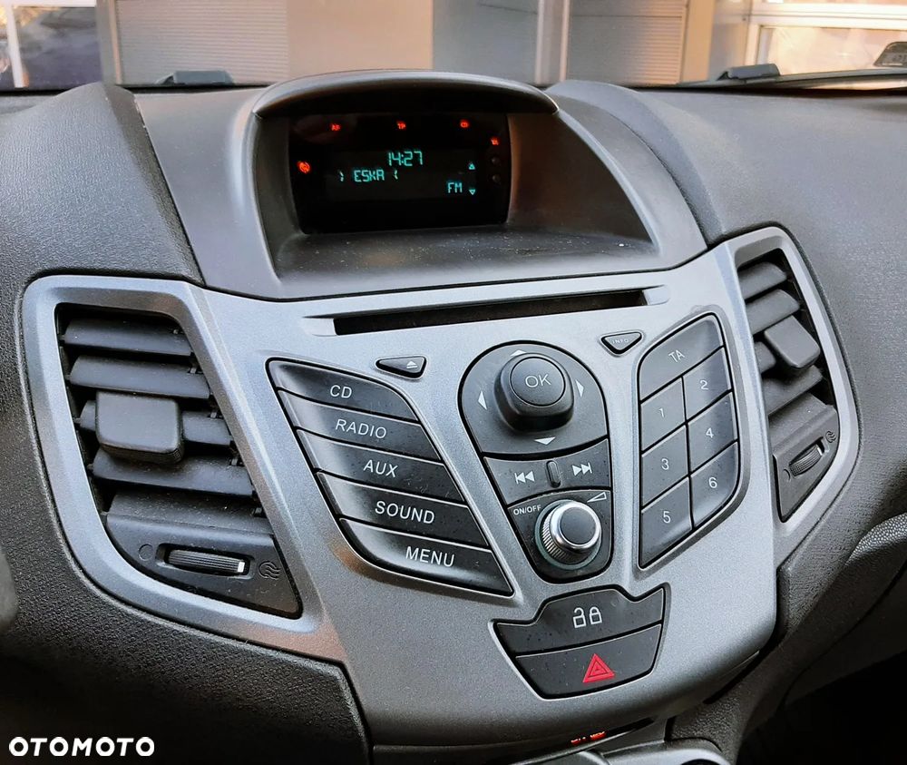 Ford Fiesta 1.25 Trend - 25