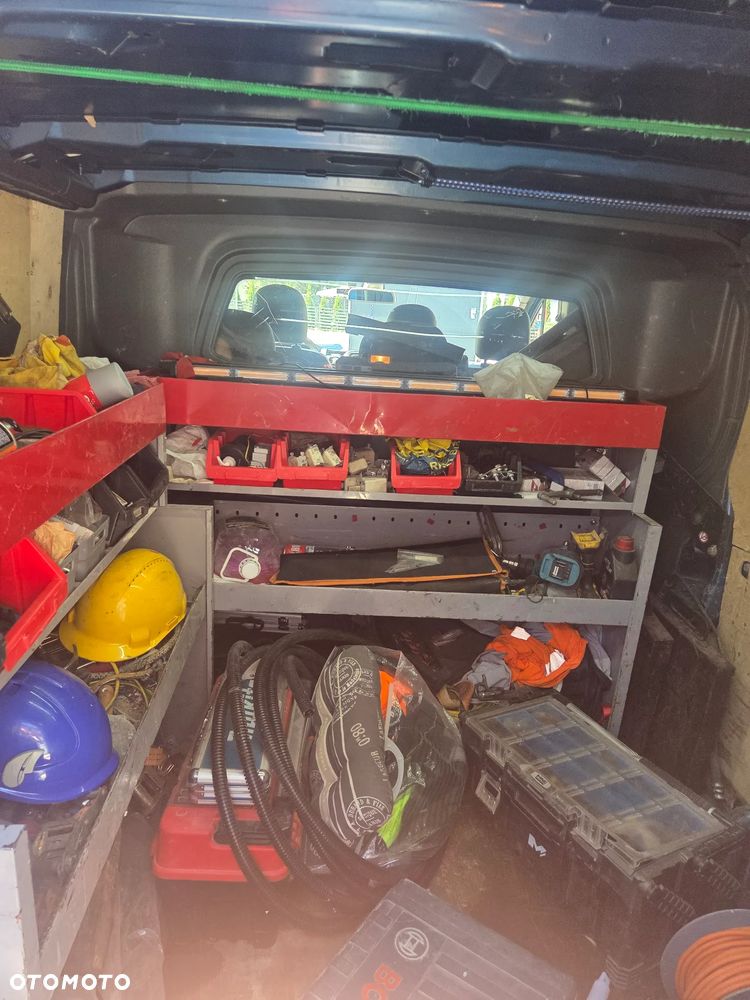 Opel Vivaro - 12