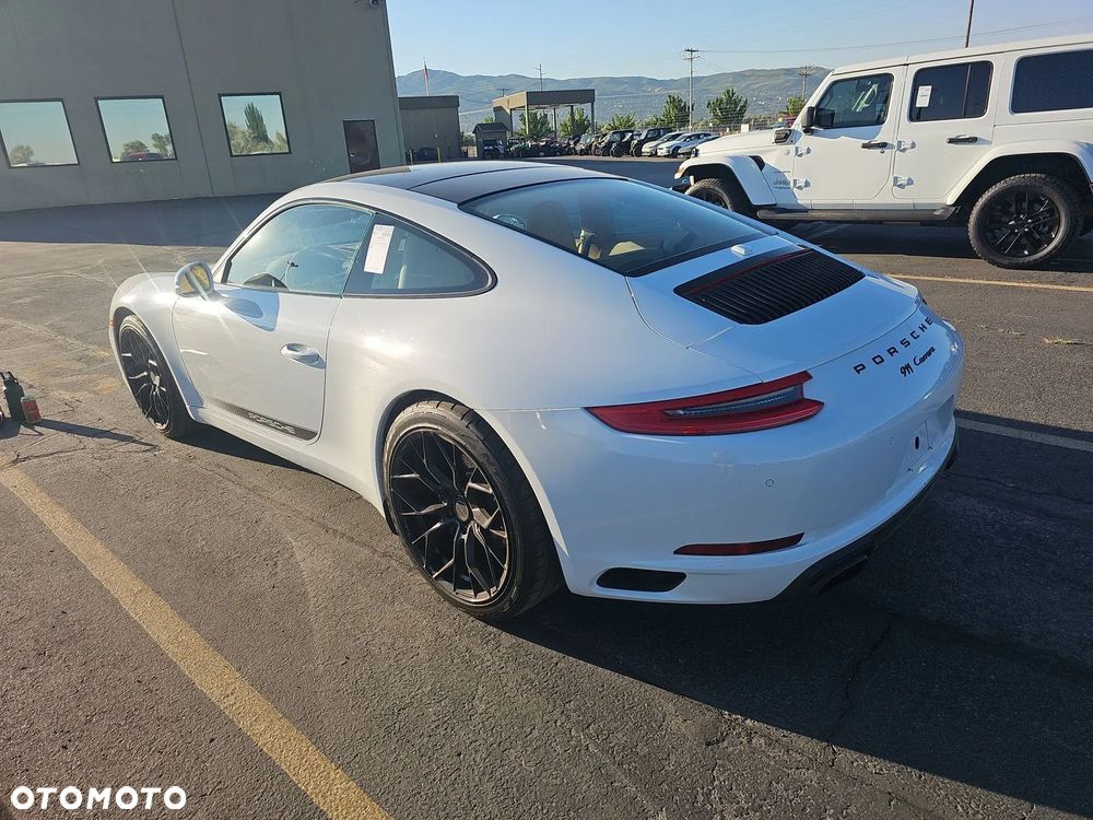 Porsche 911 Carrera PDK - 5