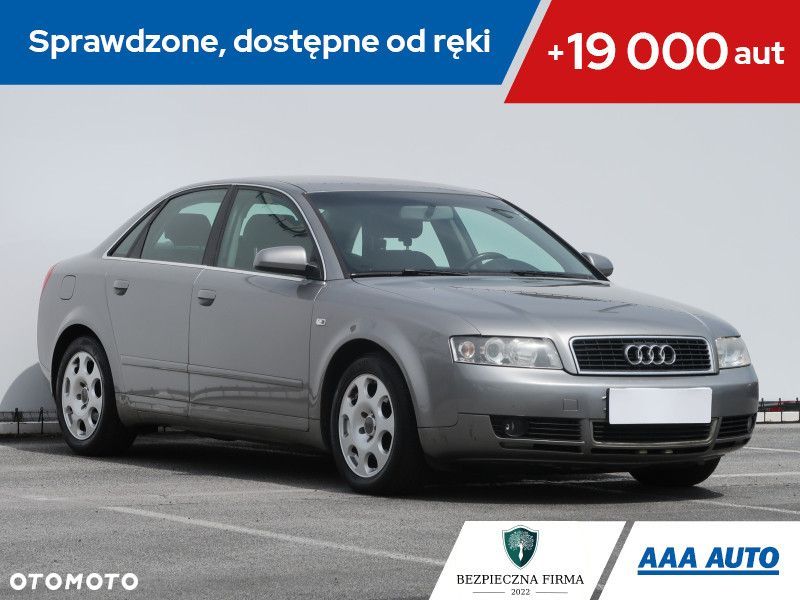 Audi A4 - 1