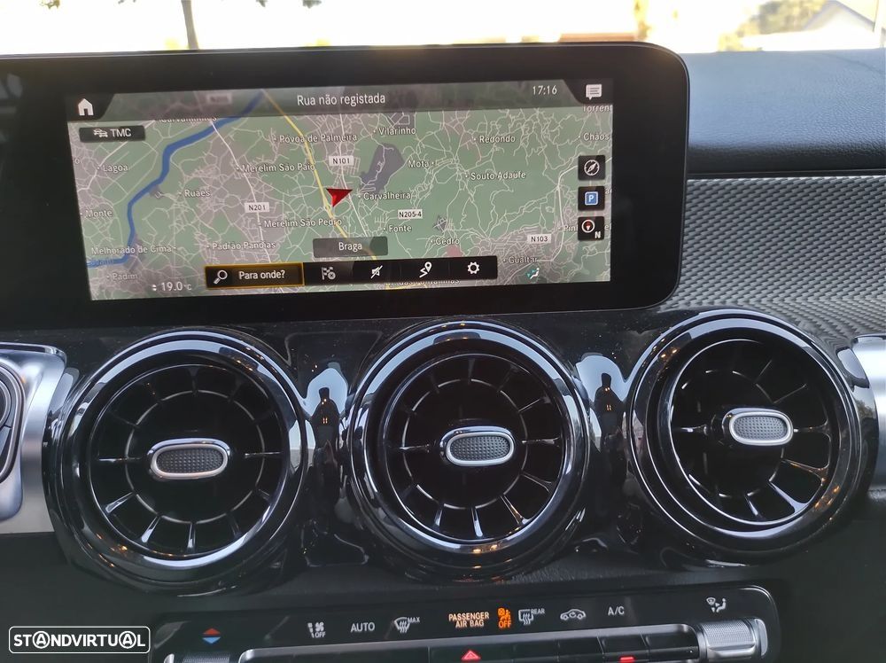Mercedes-Benz GLB 200 - 27