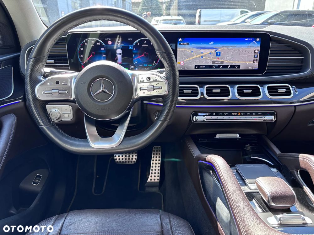 Mercedes-Benz GLS - 13