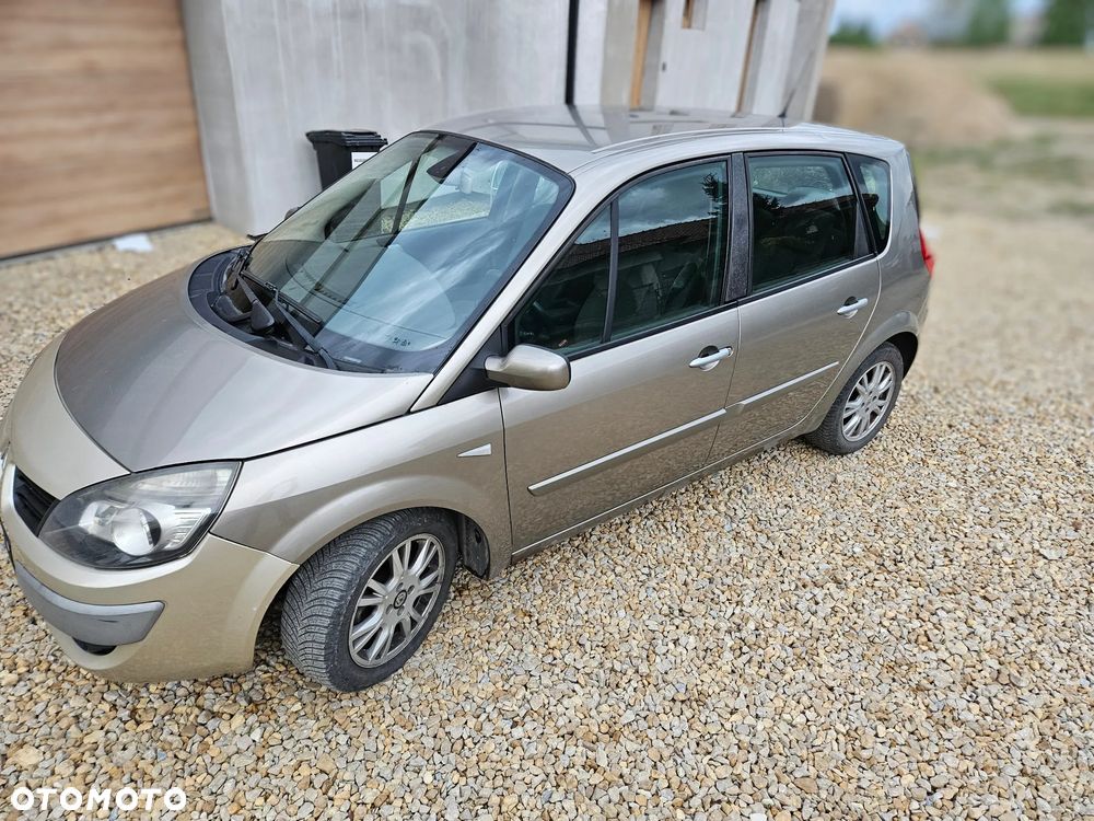 Renault Scenic 1.5 dCi Emotion - 2
