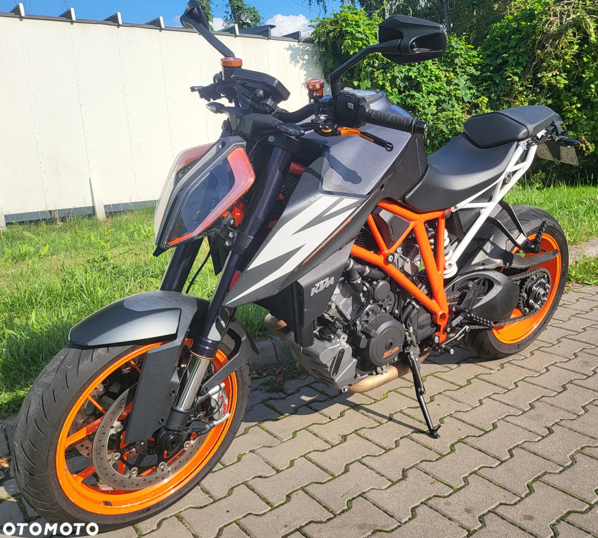 KTM Super Duke - 14