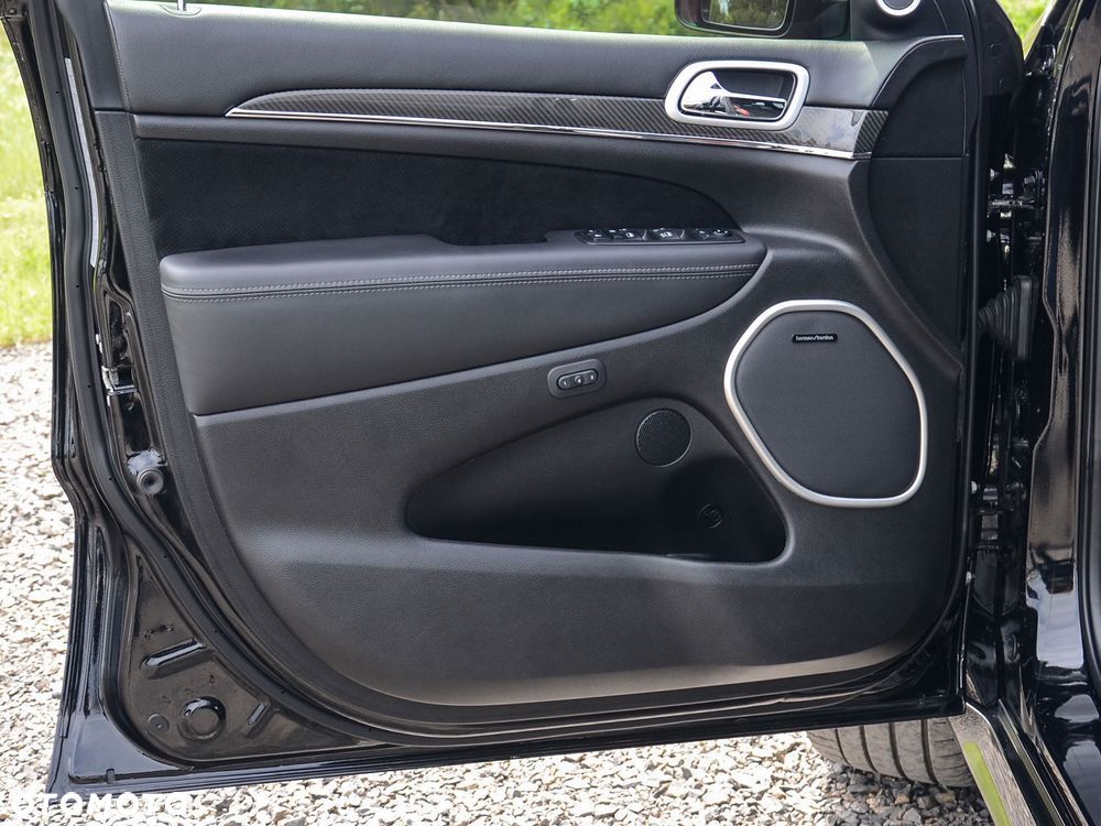 Jeep Grand Cherokee 6.4 V8 SRT8 - 26