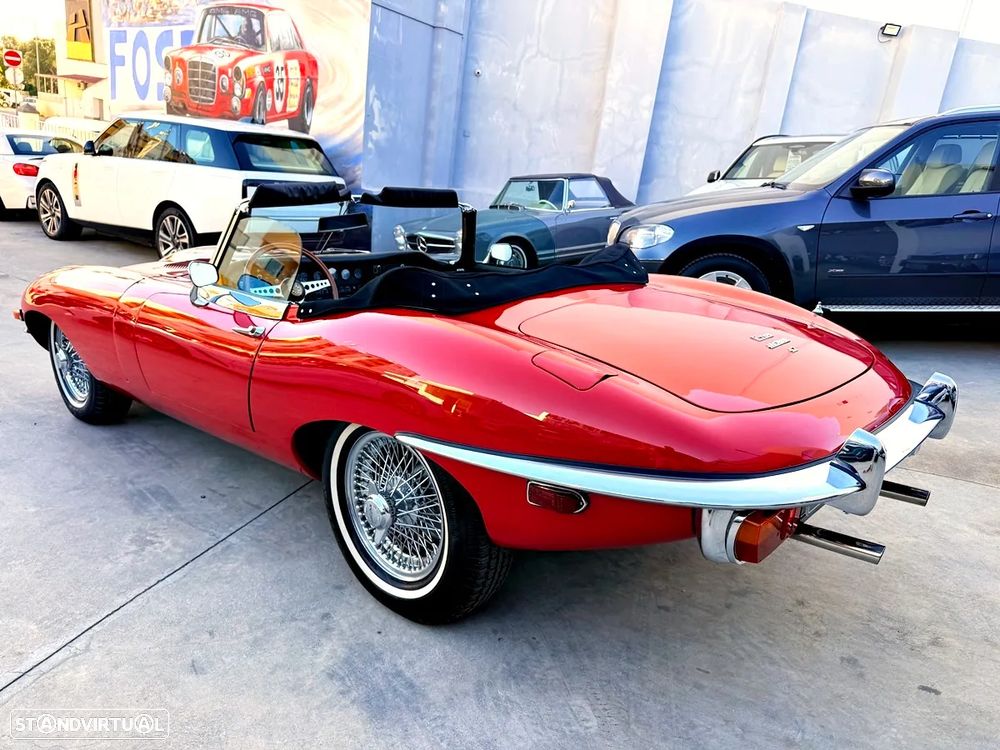 Jaguar E-Type - 5
