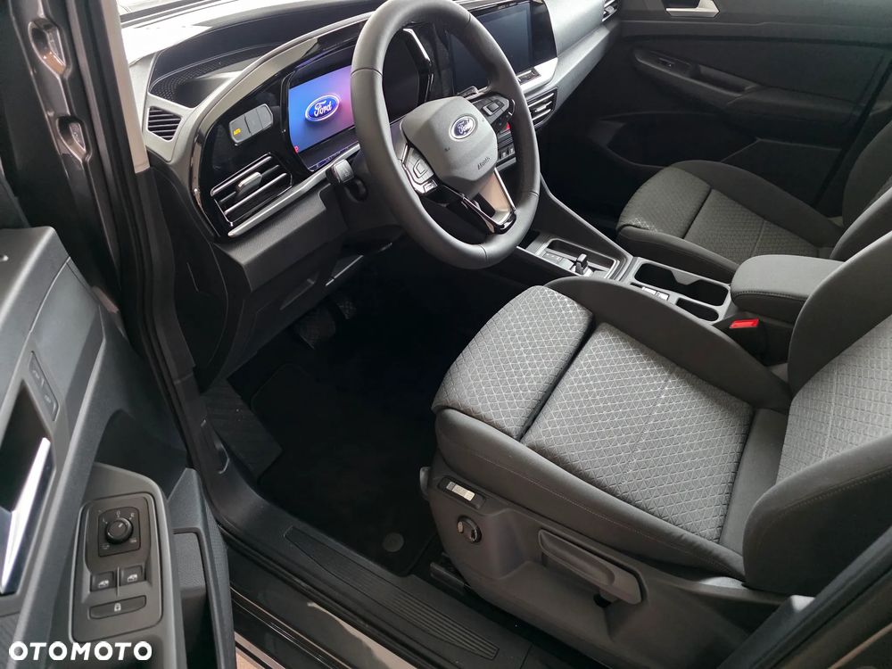 Ford Tourneo Connect Grand - 8