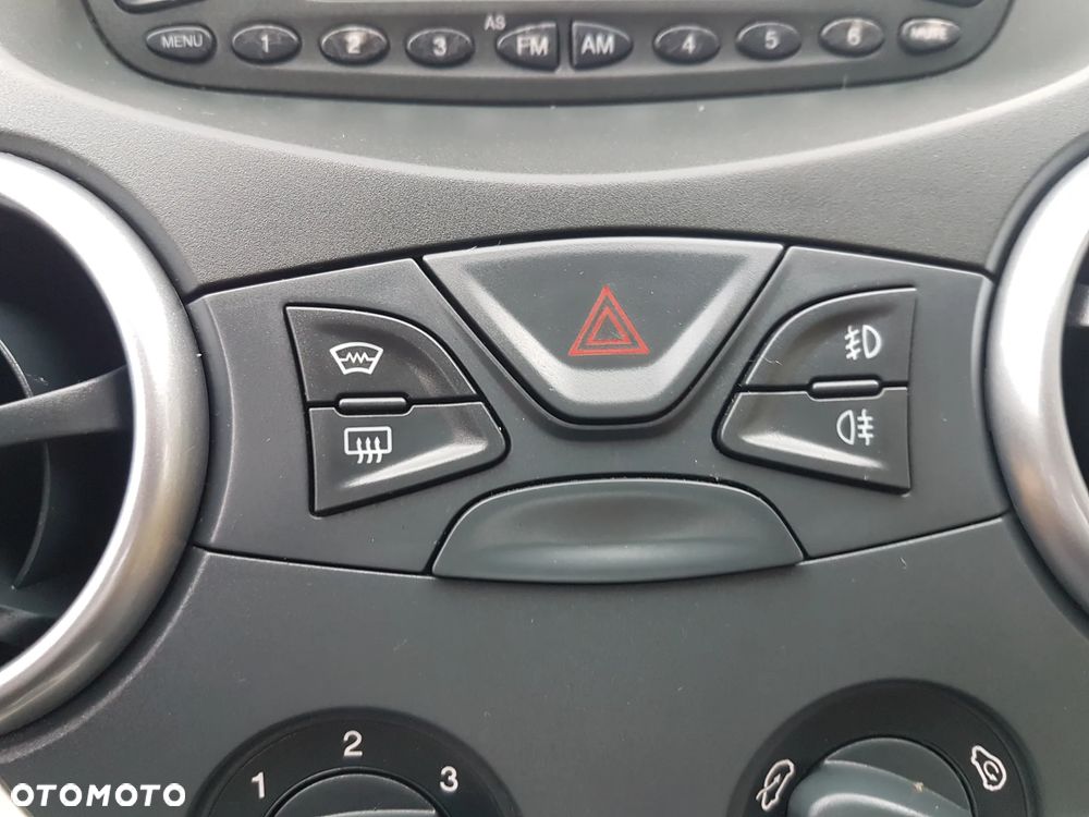 Ford KA 1.2 Titanium - 18