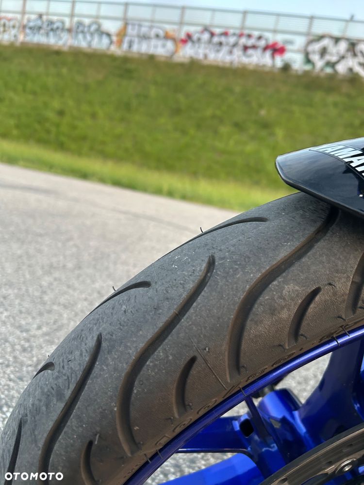 Yamaha YZF - 15