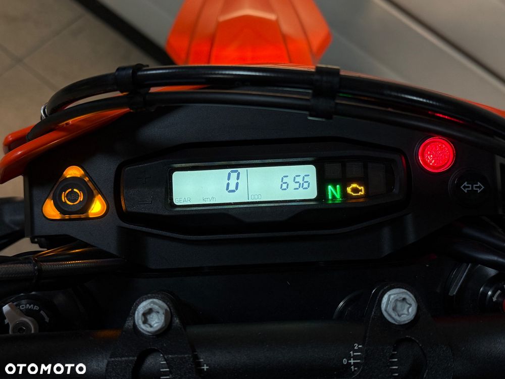 KTM SMC - 7