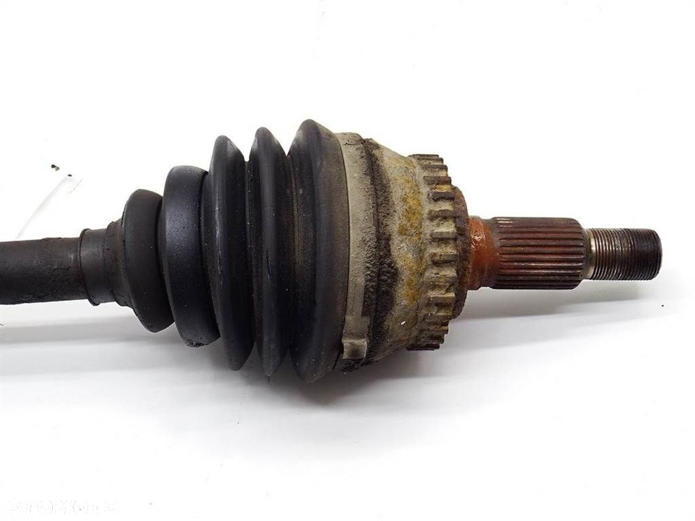 PÓŁOŚ PRAWA - 147.00 PLN - SAAB 9-5 Kombi (YS3E) 1998 - 2009 2.2 TiD 88 kW [120 KM] olej - 3