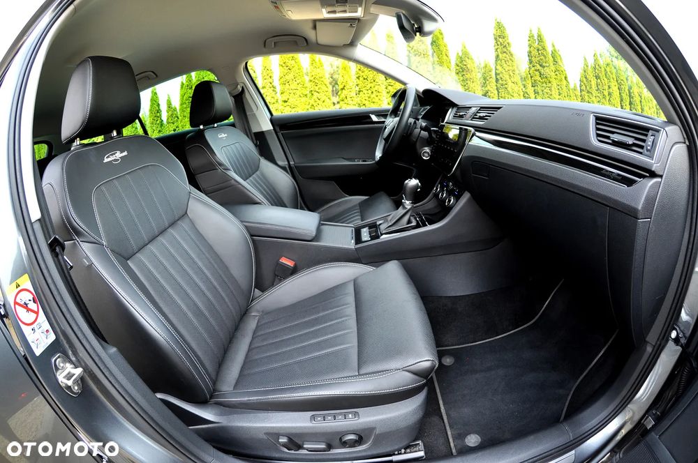 Skoda Superb 2.0 TSI 4x4 L&K DSG - 14