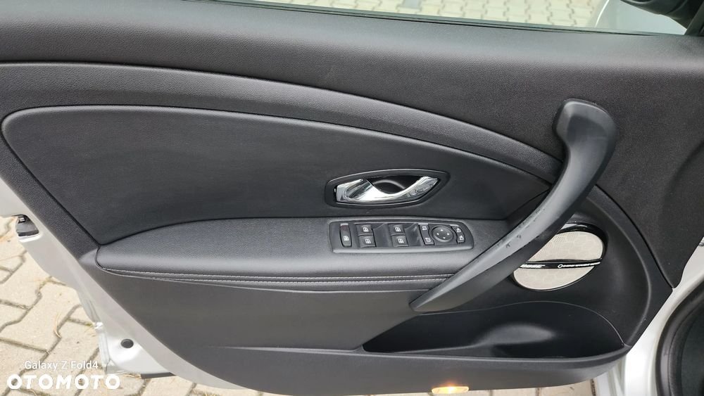 Renault Megane ENERGY TCe 130 BOSE EDITION - 34