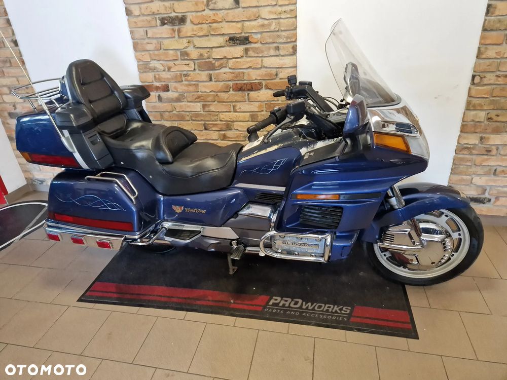 Honda GL - 4