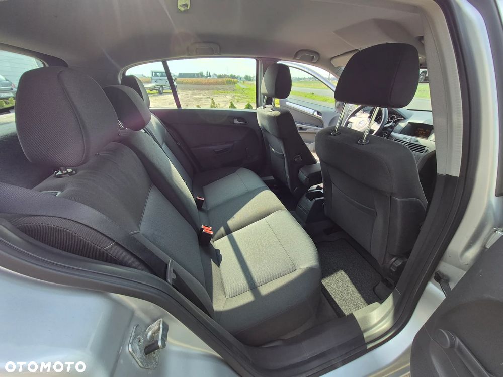Opel Astra - 15
