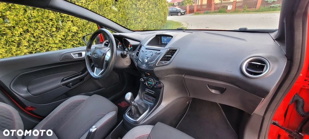 Ford Fiesta 1.0 EcoBoost Start-Stop ST-LINE - 21