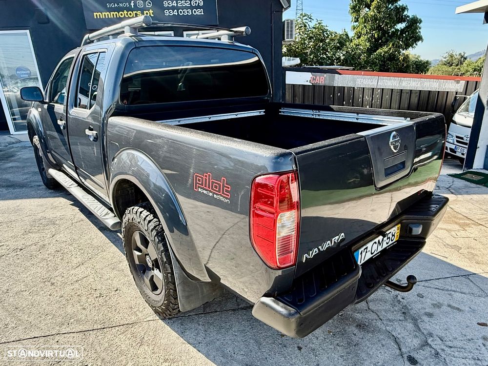 Nissan Navara 2.5 dCi CD LE Prem.+BDT AT - 46