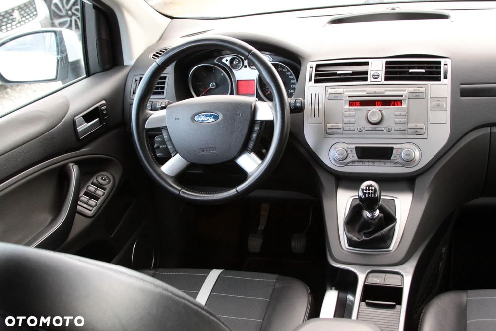 Ford Kuga 2.0 TDCi Titanium - 13