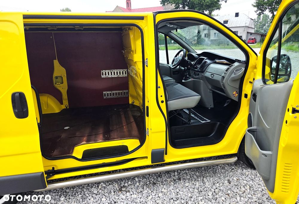 Opel Vivaro - 9