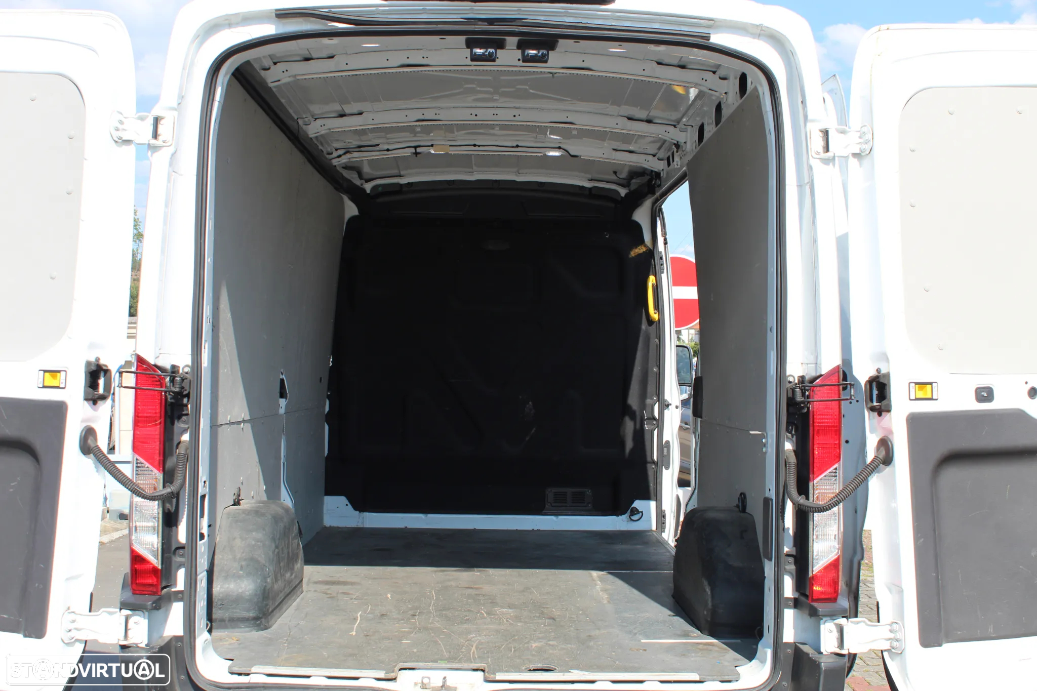 Ford Transit 2.0 TDCi L3H2 - 8