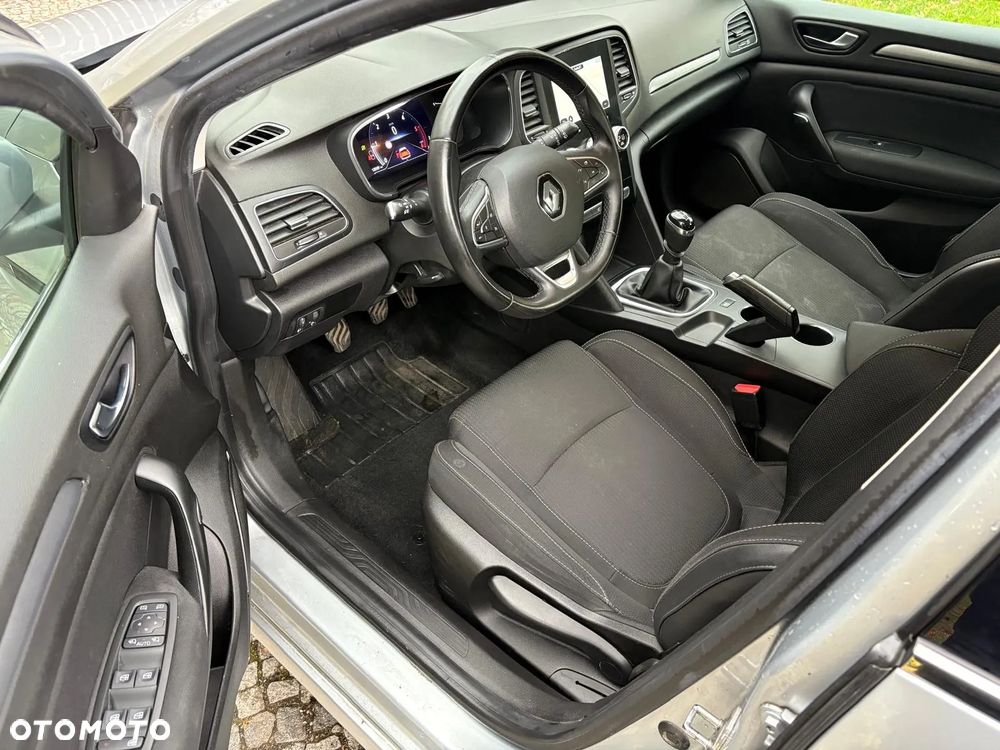 Renault Megane 1.5 Blue dCi Intens - 13