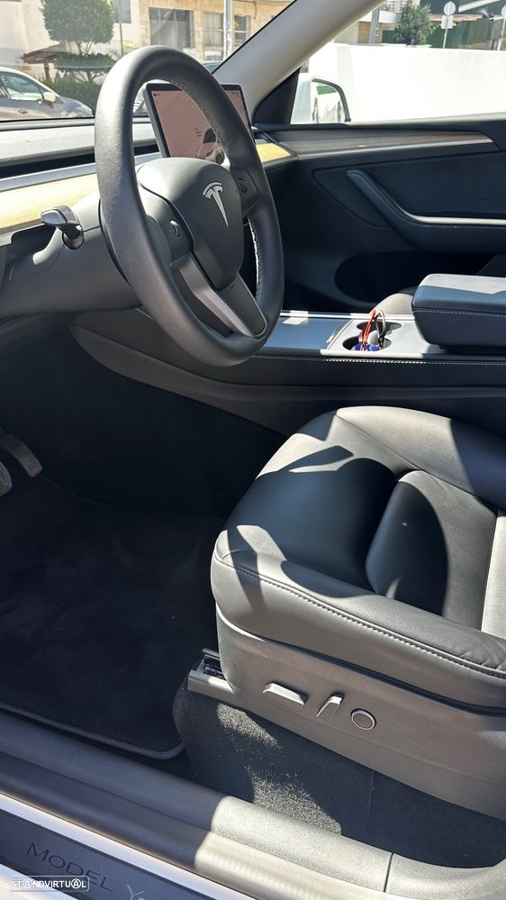Tesla Model Y Tração Traseira - 12