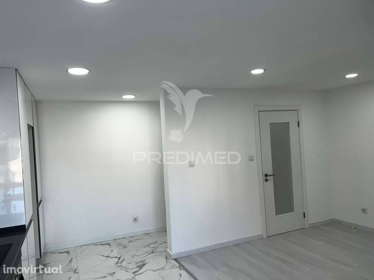 Totalmente remodelado T3 no Centro de Laranjeiro - Grande imagem: 4/34