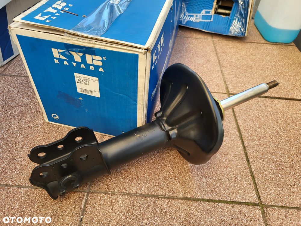 AMORTYZATOR PRAWY PRZÓD MAZDA 626 IV 1.8/2.0/2.0D 08.91-04.97 - 2