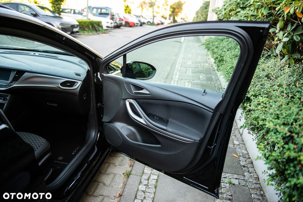 Opel Astra 1.5 D Start/Stop Business Elegance - 23