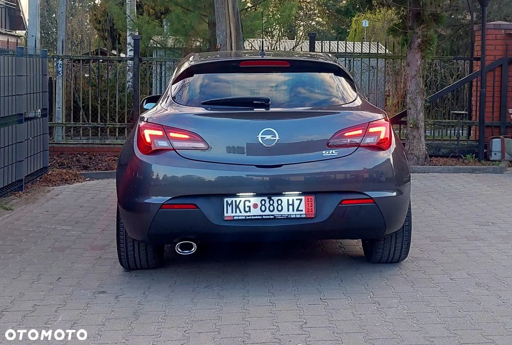 Opel Astra 1.6 Turbo Innovation - 12