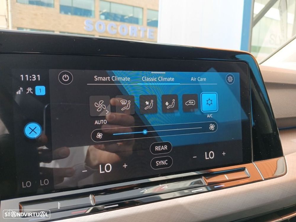 VW Golf Variant 2.0 TDi Life - 20