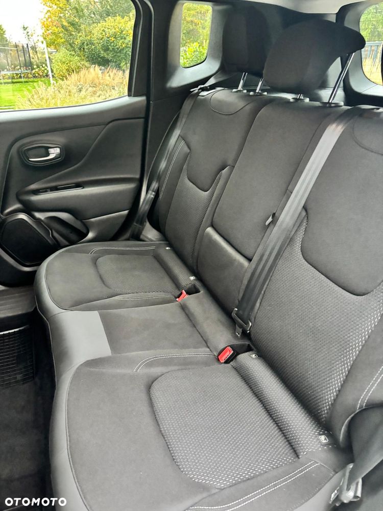 Jeep Renegade 1.3 GSE T4 Turbo Limited FWD S&S - 12