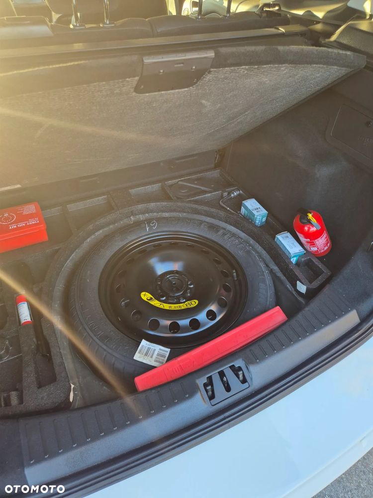 Ford Kuga Vignale 2.0 TDCi FWD - 18