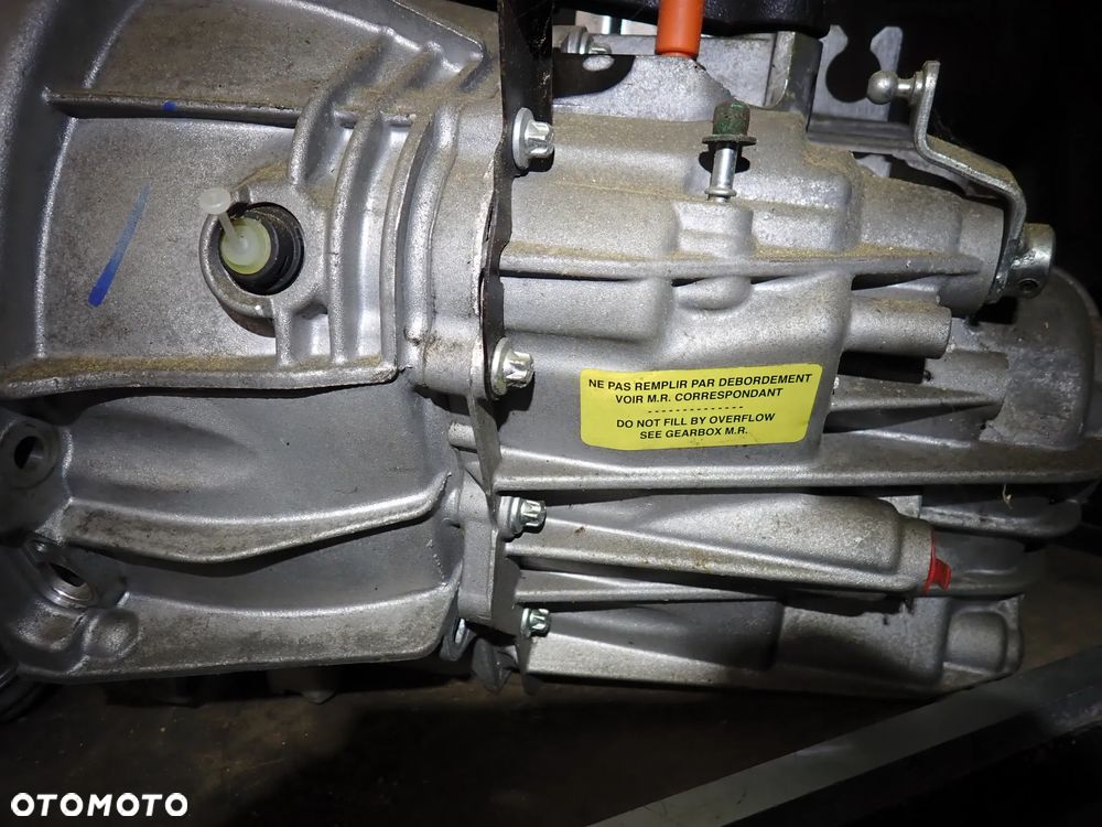 Trafic 2 VivaroA Primastar Skrzynia Biegów PK6373 - 2