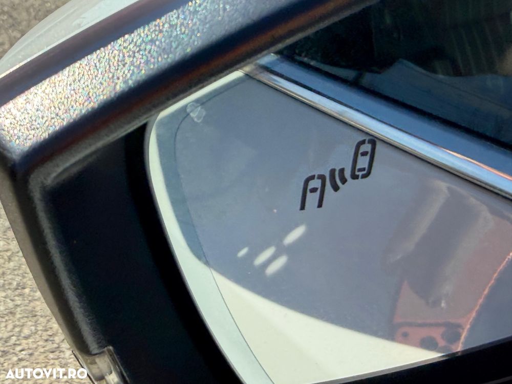 Skoda Superb 2.0 TDI DSG L&K - 26