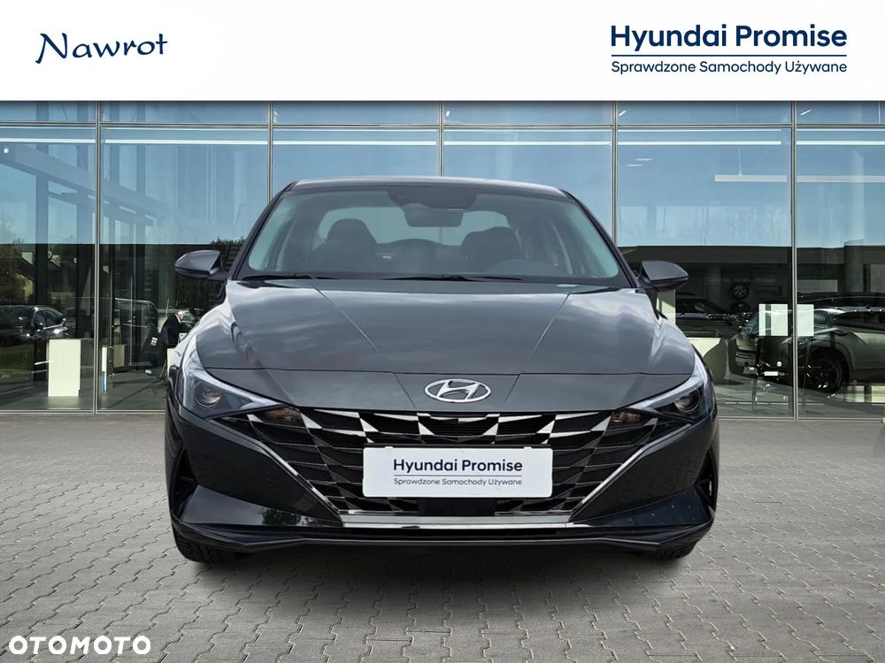 Hyundai Elantra - 8