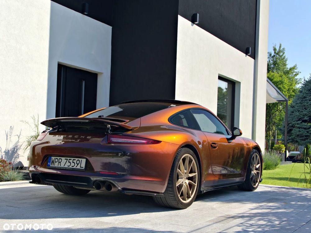 Porsche 911 Carrera S PDK - 35