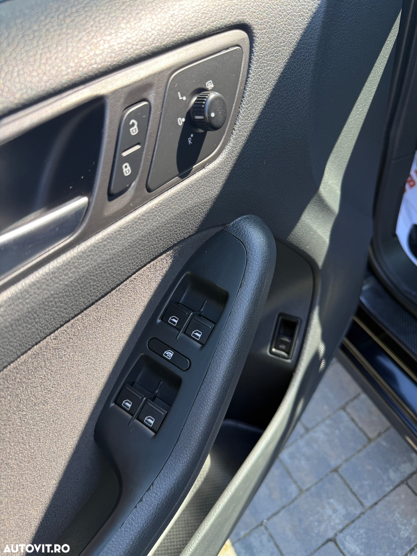 Volkswagen Jetta 1.2 TSI BlueMotion Technology - 12