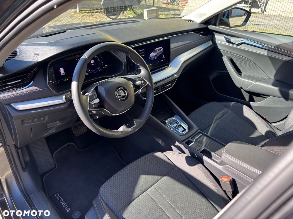 Skoda Octavia 2.0 TDI Style DSG - 9