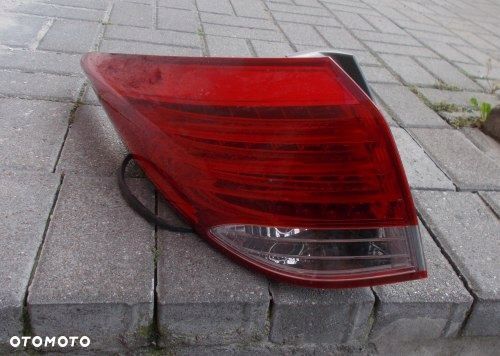 HYUNDAI I40 11-14r KOMBI LED LEWA TYLNA LAMPA ORYGINAŁ - 1