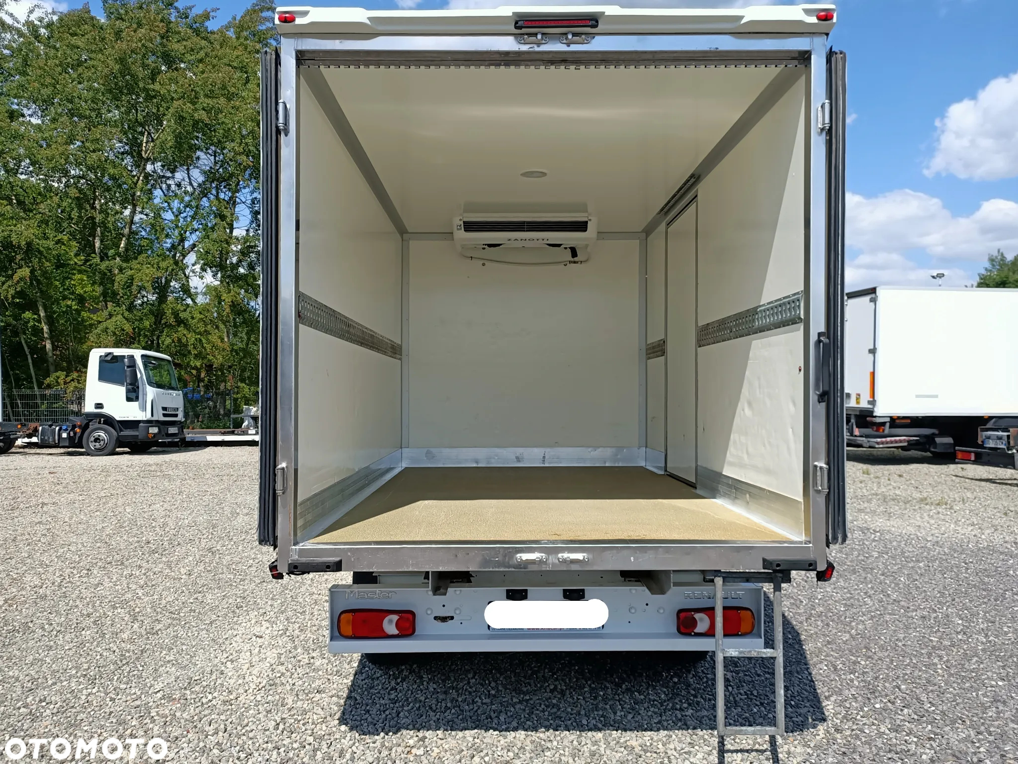 Renault Master Chłodnia Zanotti Z350E Pierwszy Właściciel - 10