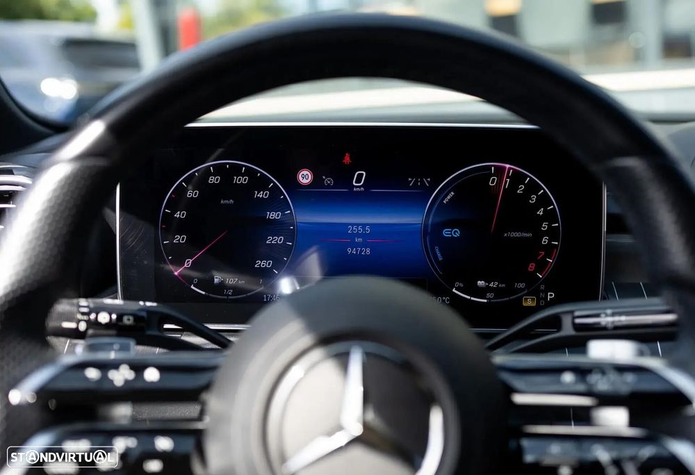 Mercedes-Benz C 300 - 36